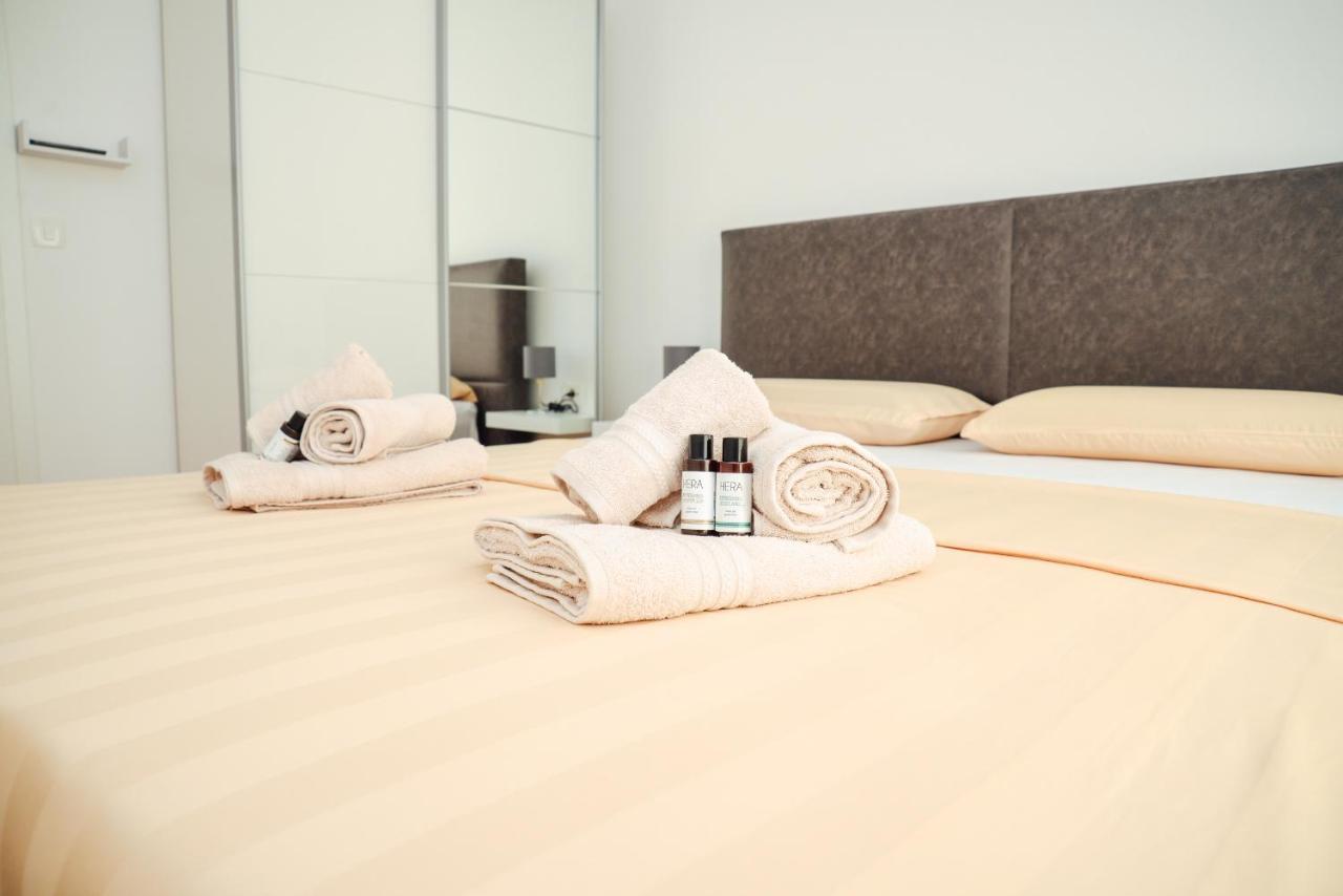 Ily Apartment With Sea View Kotor Bagian luar foto