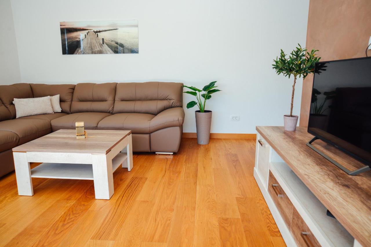 Ily Apartment With Sea View Kotor Bagian luar foto
